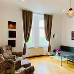 Vienna Riverside Residence Mm23